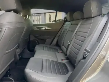 Photo 24 Alfa Romeo Tonale  1.3 PHEV 280ch Tributo Italiano AT6 e-Q4