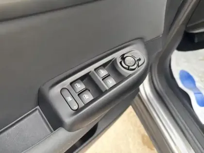 Photo 11 Alfa Romeo Tonale  1.3 PHEV 280ch Tributo Italiano AT6 e-Q4