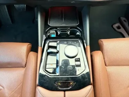 Photo 10 BMW Serie 5 Série 5 Touring 530e 299ch M Sport xDrive