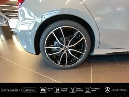 Photo 12 Mercedes Classe A  200 d 150ch AMG Exclusive Design 8G-DCT