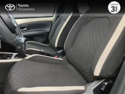 Photo 10 Toyota Aygo  X 1.0 VVT-i 72ch Design