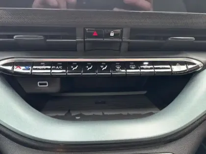 Photo 13 Fiat 500  e 118ch Giorgio Armani Collectors Edition MY25