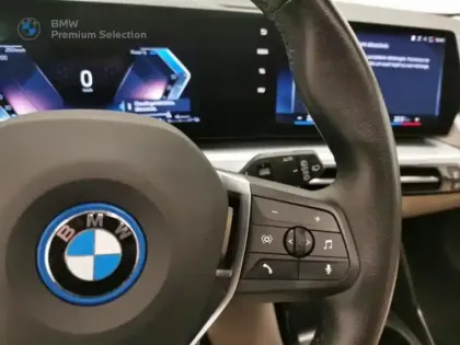 Photo 15 BMW Serie 2 Série 2 ActiveTourer 225e 245ch xDrive Business Design DKG7