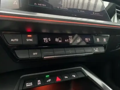 Photo 10 Audi A3  Sportback 40 TFSI e 204ch S line S tronic 6