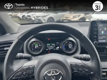 Photo 12 Toyota Yaris  116h Design 5p MY22