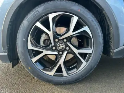 Photo 13 Toyota C-HR  122h Edition 2WD E-CVT