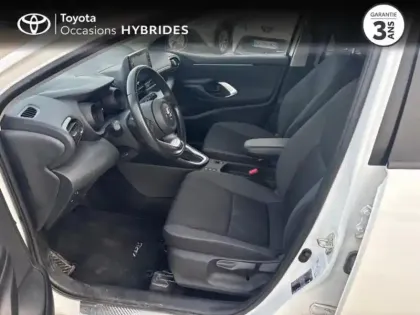 Photo 10 Toyota Yaris  116h Design 5p MY22