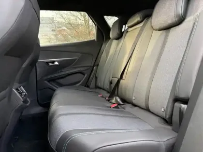 Photo 7 Peugeot 3008  1.2 PureTech 130ch S&S Allure Pack EAT8