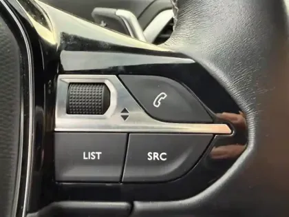 Photo 12 Peugeot 3008  1.2 PureTech 130ch S&S Allure Pack EAT8