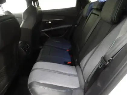 Photo 7 Peugeot 3008  HYBRID 225ch Allure Pack e-EAT8