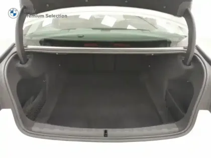 Photo 5 BMW Serie 3 Série 3 318dA MH 150ch Business Design