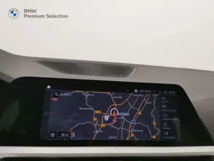 Photo 7 BMW Serie 3 Série 3 318dA MH 150ch Business Design