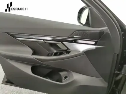 Photo 6 BMW Serie 5 Série 5 Touring 520dA 197ch M Sport xDrive