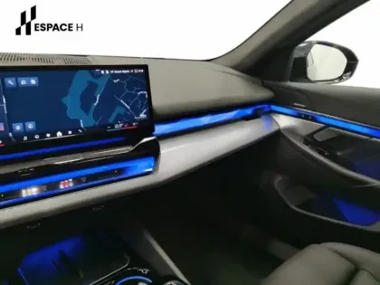 Photo 11 BMW Serie 5 Série 5 Touring 520dA 197ch M Sport xDrive