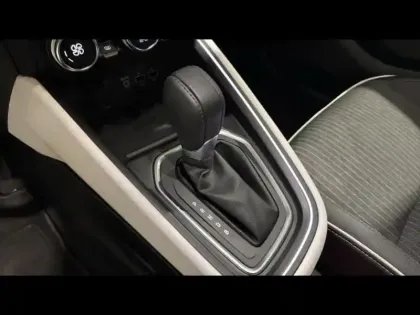 Photo 9 Renault Clio  1.6 E-Tech 145ch full hybrid Techno