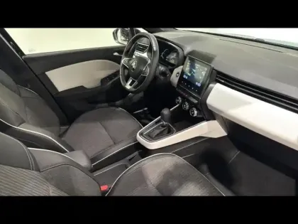 Photo 5 Renault Clio  1.6 E-Tech 145ch full hybrid Techno