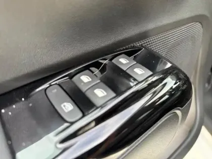 Photo 11 Citroën C3  1.2 PureTech 110ch S&S Shine 120-123g