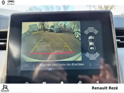 Photo 14 Renault Clio  1.6 E-Tech hybride 145ch Techno