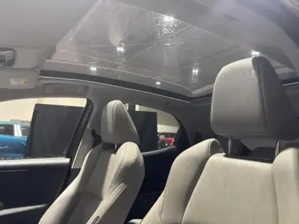 Photo 13 Toyota Yaris  116h Iconic 5p MY22