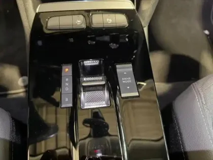 Photo 14 Opel Mokka  -e 136 Elegance / Gps / Carplay / Caméra