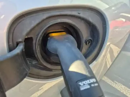 Photo 7 Volvo Xc60  T8 AWD 318 + 87ch Polestar Engineered Geartronic