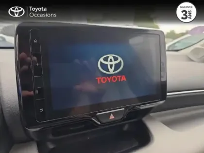 Photo 10 Toyota Yaris  116h Iconic 5p MY21