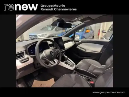 Photo 13 Renault Clio  1.6 E-Tech hybride 145ch Techno