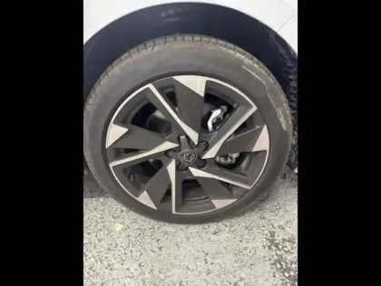 Photo 8 Peugeot 308  SW 1.5 BlueHDi 130ch S&S Allure EAT8