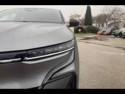 Photo 13 Renault Megane  E-Tech Electric EV60 220ch Techno optimum charge