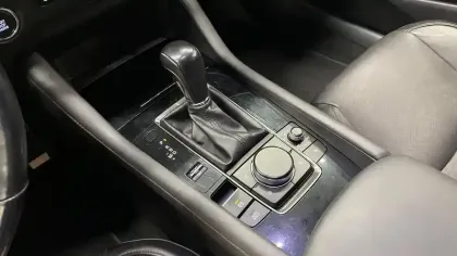 Photo 15 Mazda Mazda3  5 portes 2.0L SKYACTIV-X M Hybrid 180 ch BVA6