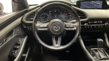 Photo 10 Mazda Mazda3  5 portes 2.0L SKYACTIV-X M Hybrid 180 ch BVA6