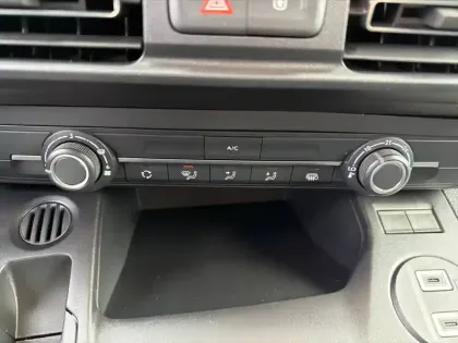 Photo 19 Opel Combo  CARGO M 650 KG BLUEHDI 100 S&S BVM6