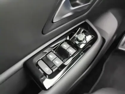 Photo 23 Citroën C5  X Hybride Rechargeable 225 S&S e-EAT8