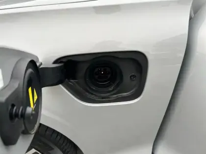 Photo 7 Volvo V60  T6 AWD Recharge 253 ch + 145 ch Geartronic 8