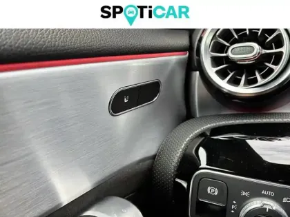 Photo 51 Mercedes Classe A  35 Mercedes-AMG 7G-DCT Speedshift AMG 4Matic