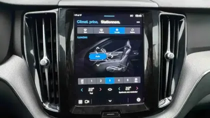 Photo 18 Volvo Xc60  T6 Recharge AWD 253 ch + 145 ch Geartronic 8