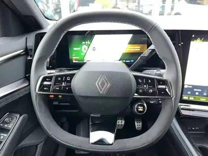 Photo 21 Renault Espace  E-Tech full hybrid 200 5pl