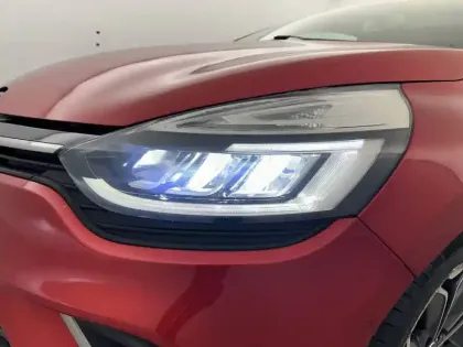 Photo 21 Renault Clio  Estate TCe 120 Energy