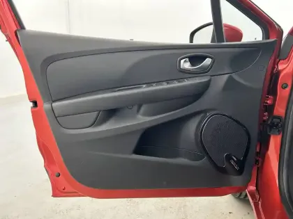 Photo 10 Renault Clio  Estate TCe 120 Energy