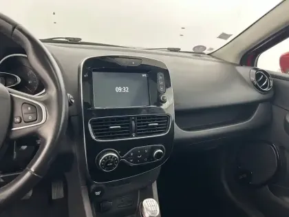 Photo 11 Renault Clio  Estate TCe 120 Energy