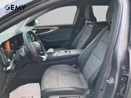 Photo 8 Renault Espace  E-Tech full hybrid 200 GSR2