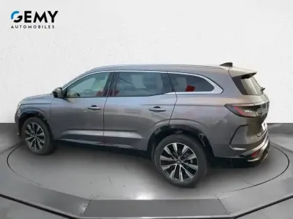 Photo 6 Renault Espace  E-Tech full hybrid 200 GSR2