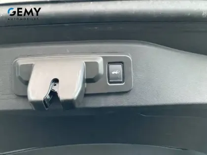 Photo 12 Renault Espace  E-Tech full hybrid 200 GSR2