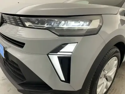 Photo 29 Renault Symbioz  E-Tech full hybrid 145