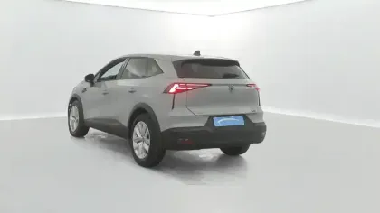 Photo 11 Renault Symbioz  E-Tech full hybrid 145