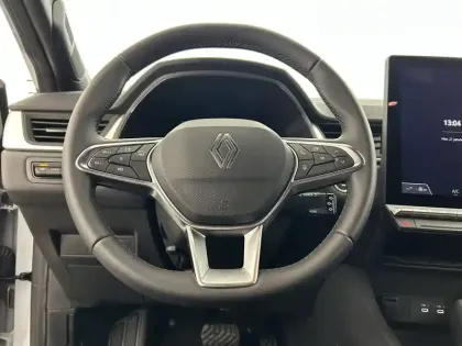 Photo 23 Renault Symbioz  E-Tech full hybrid 145