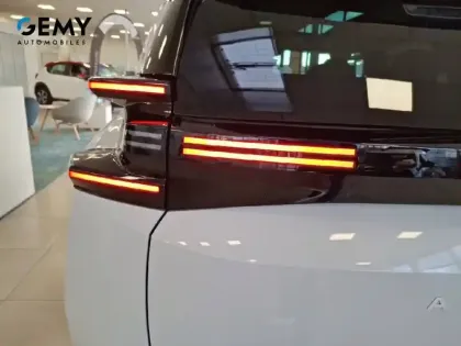 Photo 24 Citroën C5 aircross  Hybride Rechargeable 195 e-EAT7