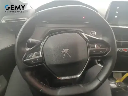 Photo 11 Peugeot 208  Electrique 50 kWh 136ch