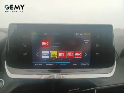 Photo 9 Peugeot 208  Electrique 50 kWh 136ch