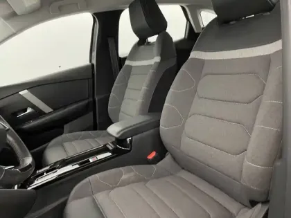 Photo 45 Citroën C4  PureTech 130 S&S EAT8